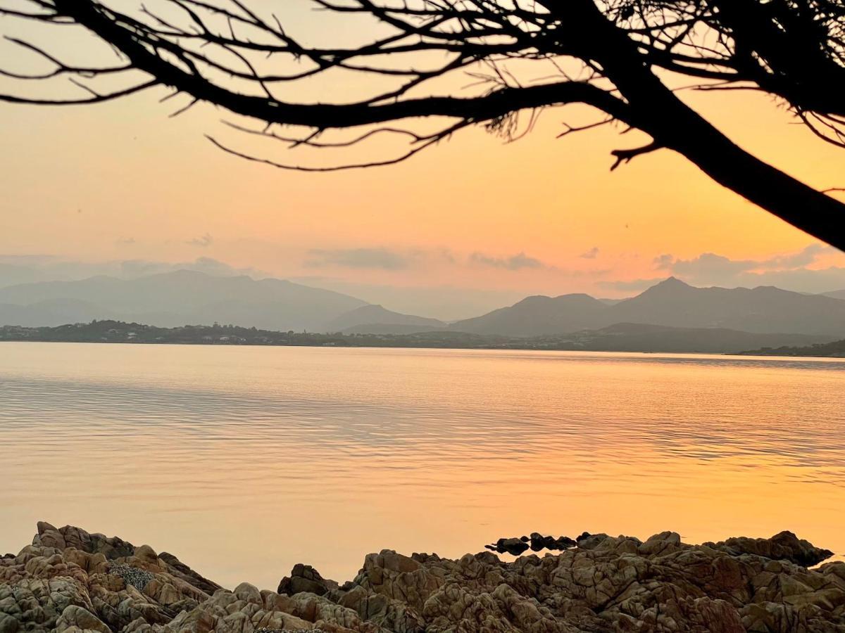 Apartament San Teodoro Punta Est Delizioso Monolocale Vista Mare Zewnętrze zdjęcie