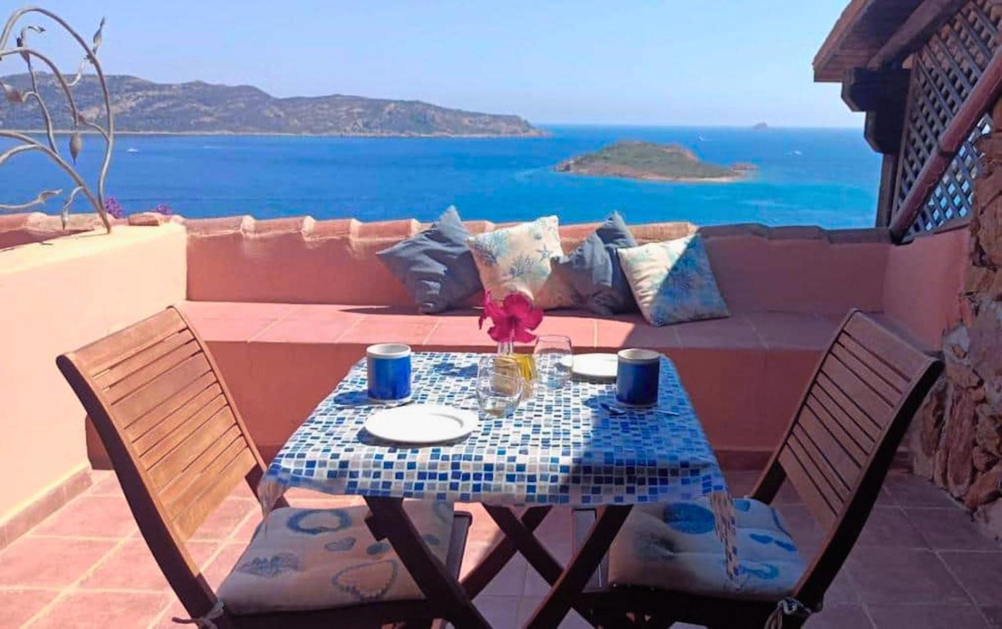 Apartament San Teodoro Punta Est Delizioso Monolocale Vista Mare Zewnętrze zdjęcie